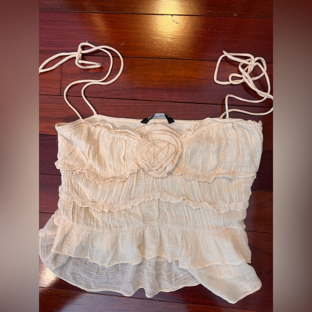 Zara Floral Ruffed Fluid Top